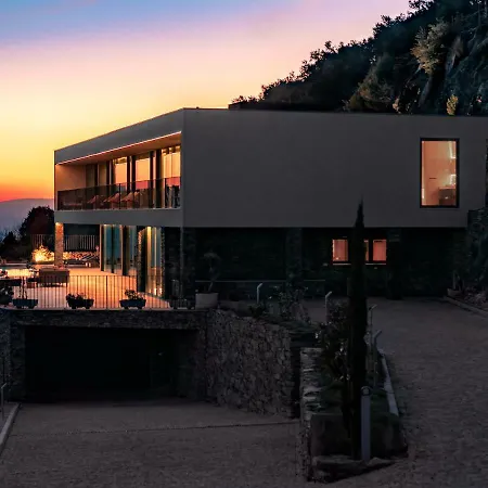 Encostas Da Baronesa Villa